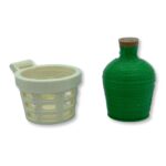 Cesta con garrafa de vino A